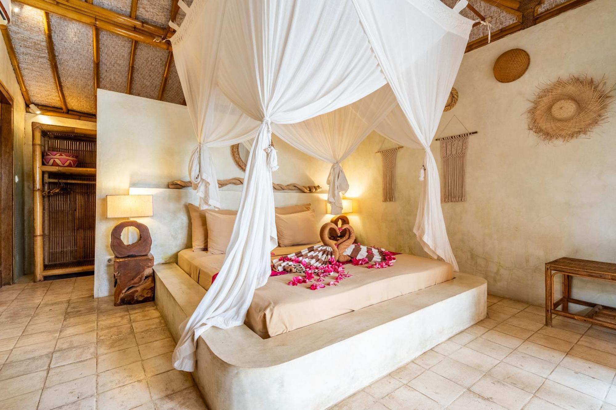 Villa Burung Gili Air Authentic 3-Bedroom Bamboo Villa With Private Pool 외부 사진